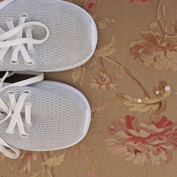 Champion Speed knit lightweight sneaker pale grey worn once EUC sz9 - Picture 6 of 7